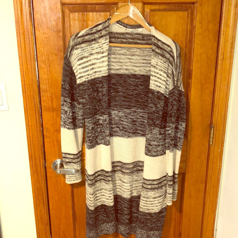 Gap  long sleeve cardigan